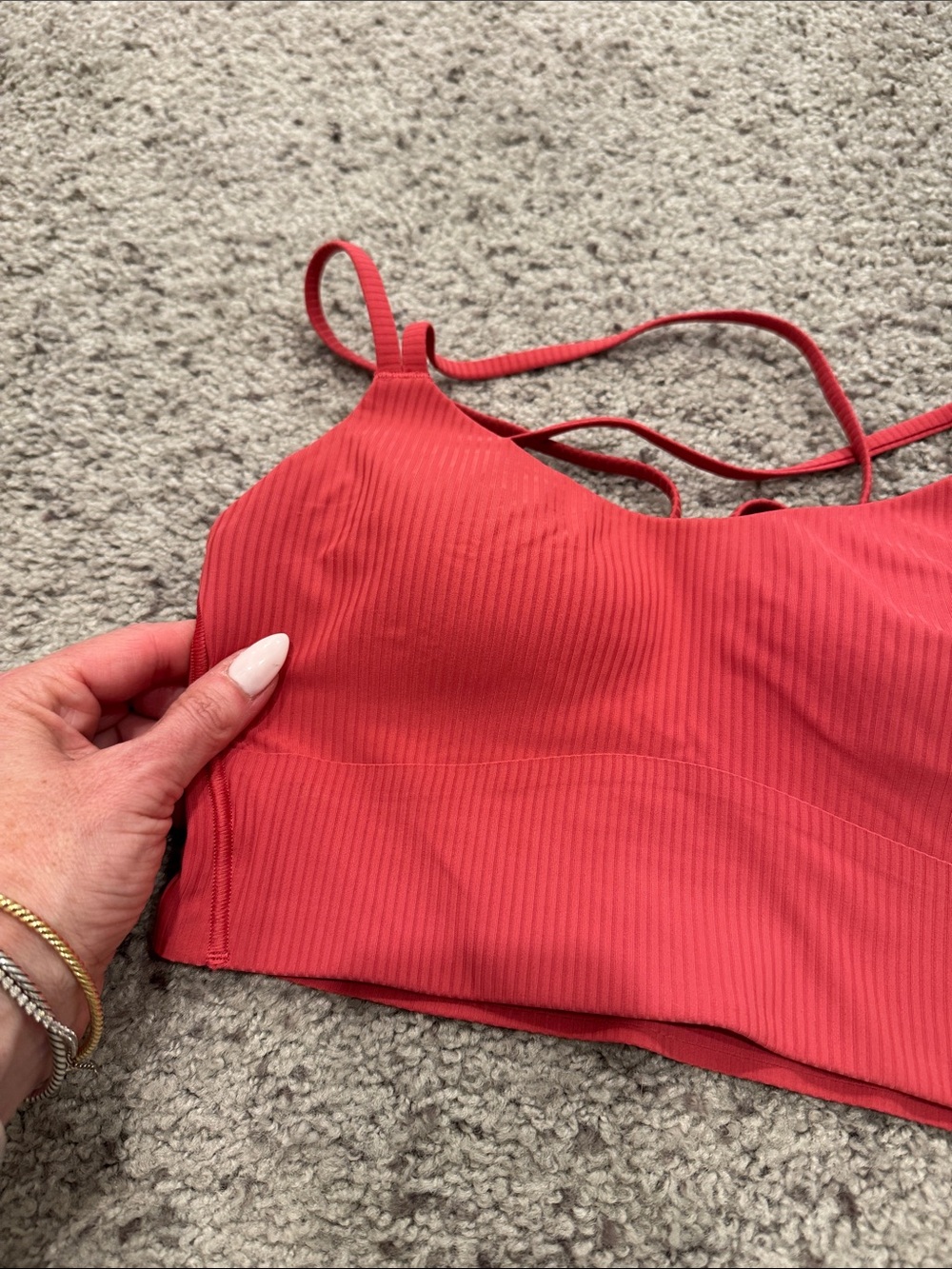 Lululemon sports bra sz 4 - Picture 4 of 4